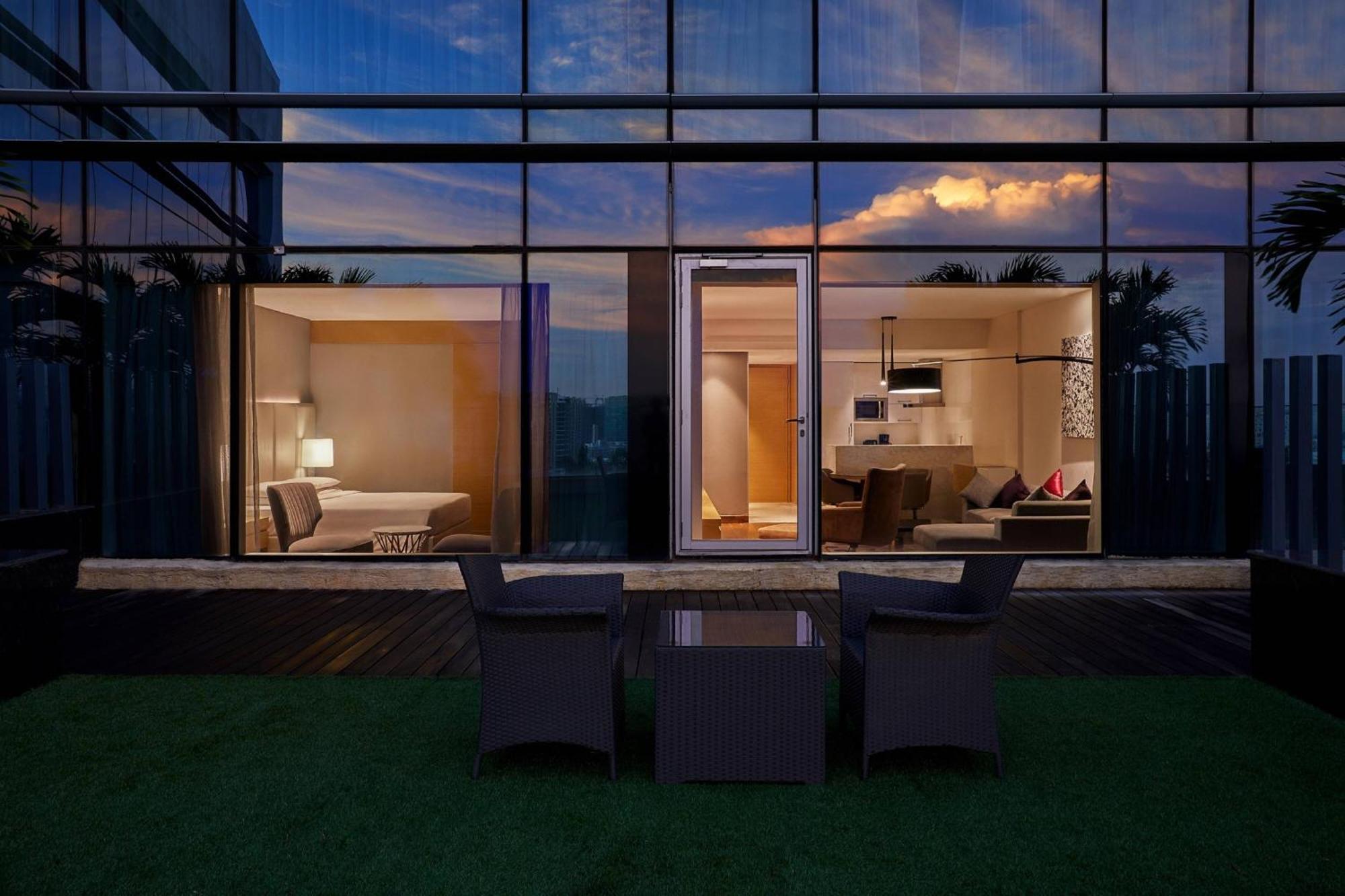 Marriott Executive Hotel